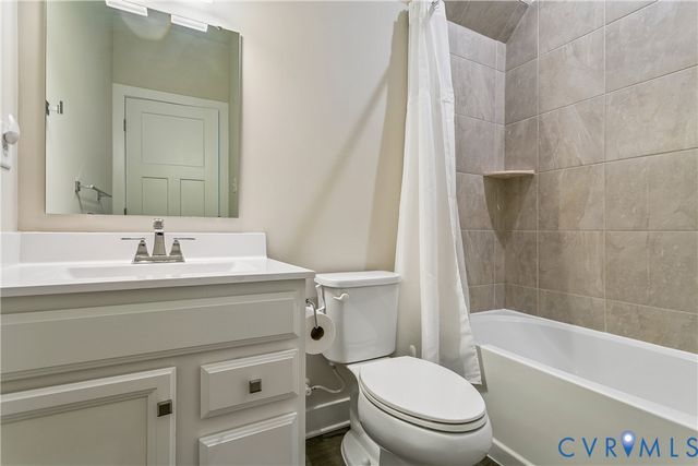 115 Legacy Blvd, Poquoson, VA 23662