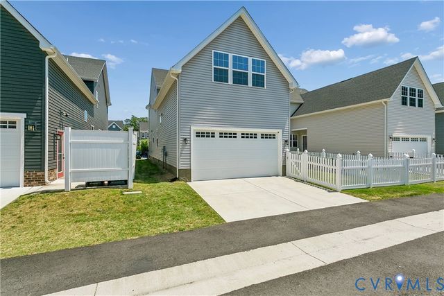 115 Legacy Blvd, Poquoson, VA 23662