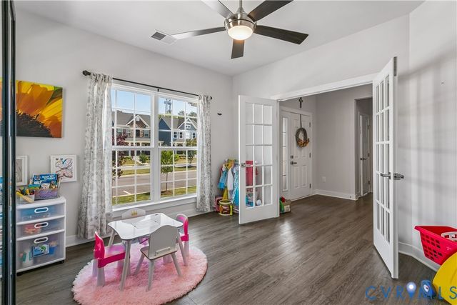 115 Legacy Blvd, Poquoson, VA 23662