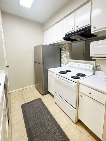 7950 N Stadium Drive 181, Houston, TX 77030