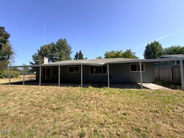 1209 N 10th Street, Central Point, OR 97502