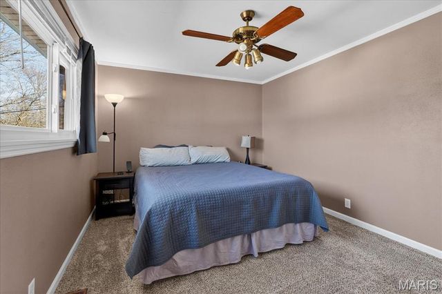 1335 Derhake Road, Florissant, MO 63033