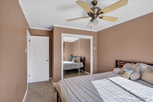 1335 Derhake Road, Florissant, MO 63033