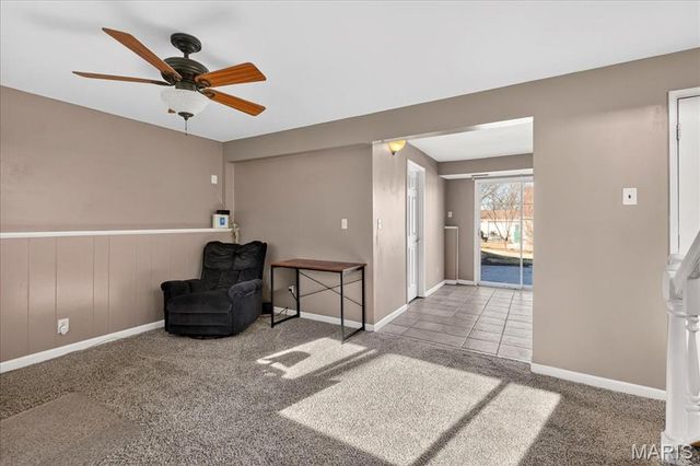 1335 Derhake Road, Florissant, MO 63033