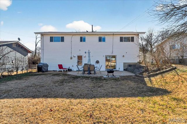 1335 Derhake Road, Florissant, MO 63033