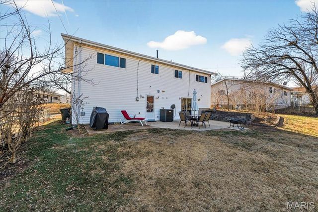 1335 Derhake Road, Florissant, MO 63033