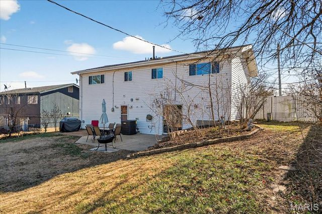 1335 Derhake Road, Florissant, MO 63033