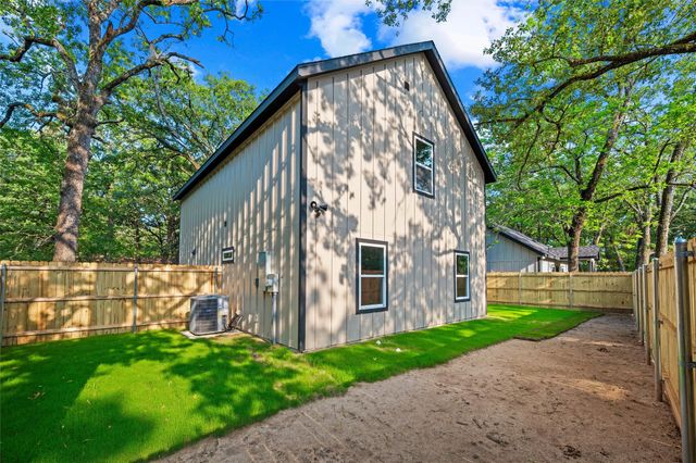 199 Seagrove Lane, Quinlan, TX 75474
