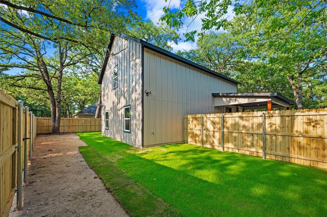 199 Seagrove Lane, Quinlan, TX 75474