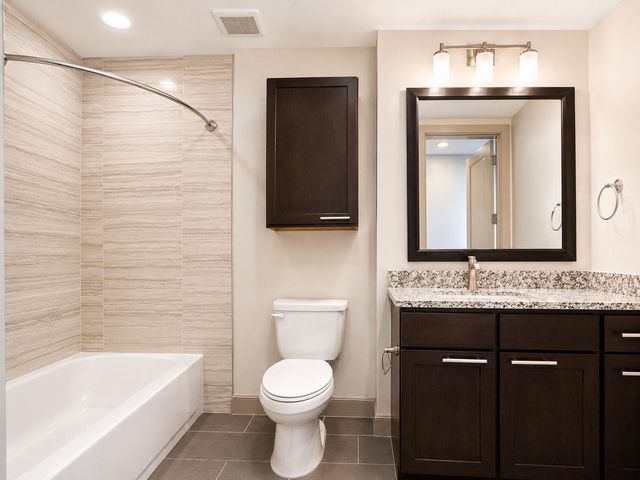 9787 Katy Freeway 1107, Houston, TX 77024