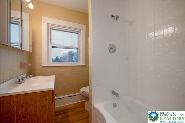 938 South 12th, Allentown City, PA 18103