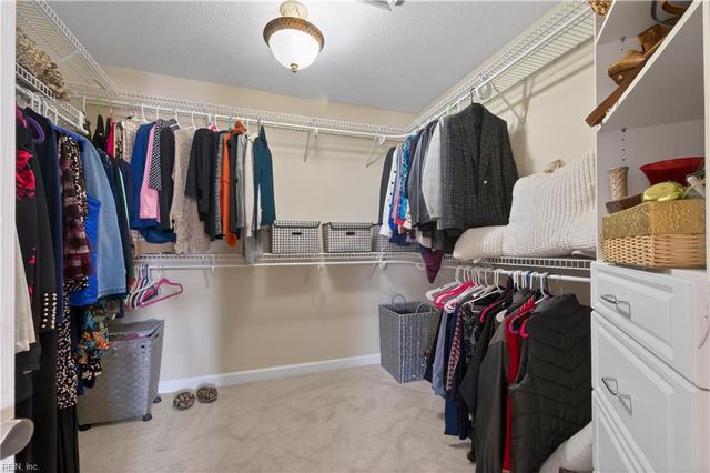 905 Turtle Pond LN, Virginia Beach, VA 23455