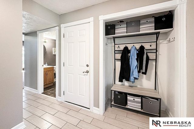 1127 Laport Drive, Papillion, NE 68046