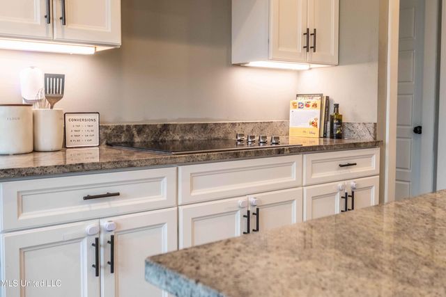 4121 Jenny Lane, Hernando, MS 38632