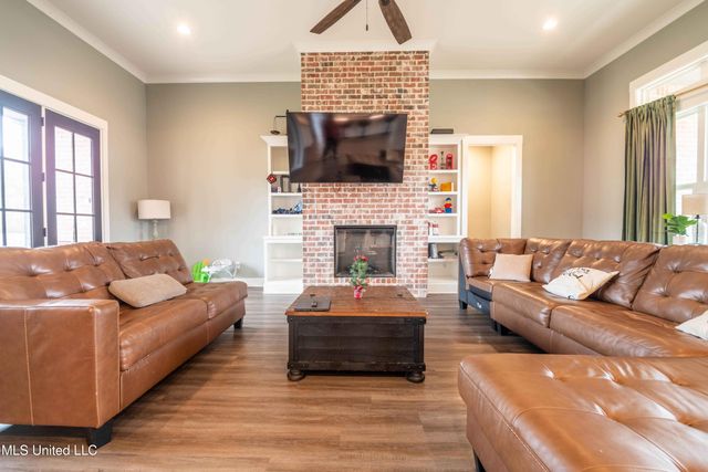 4121 Jenny Lane, Hernando, MS 38632