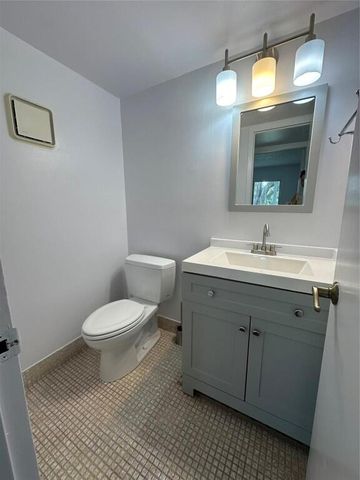 103 FANSHAW C 103, Boca Raton, FL 33434