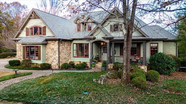 209 Courtside Trail, Travelers Rest, SC 29690
