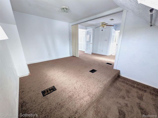 4205 Kendall Road, Warren, MI 48091