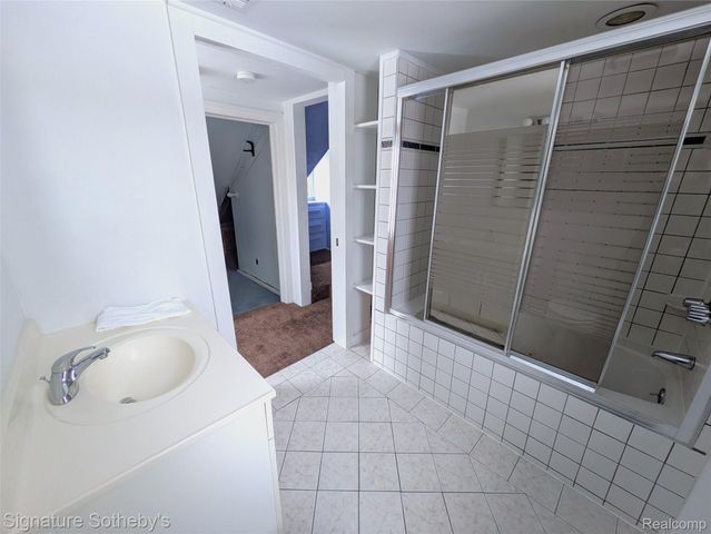 4205 Kendall Road, Warren, MI 48091