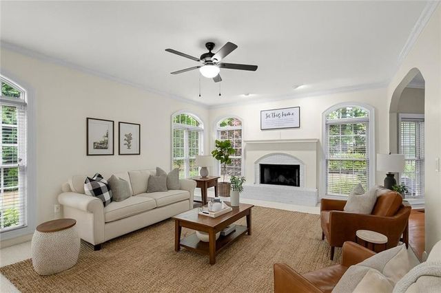 160 Torrey Pines Court, Newnan, GA 30265