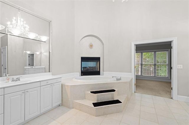 160 Torrey Pines Court, Newnan, GA 30265