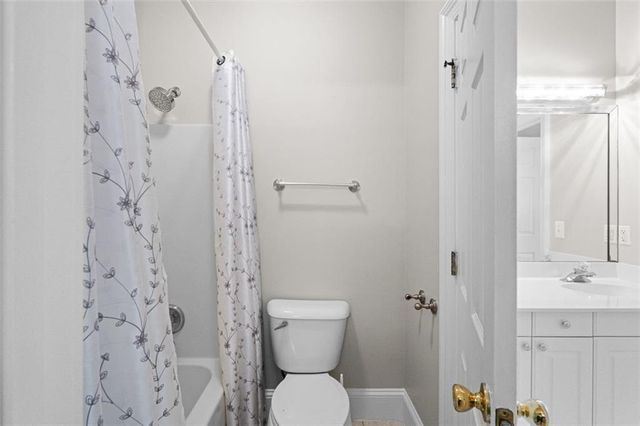 160 Torrey Pines Court, Newnan, GA 30265