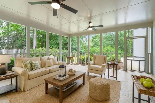 160 Torrey Pines Court, Newnan, GA 30265