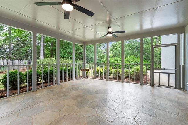 160 Torrey Pines Court, Newnan, GA 30265