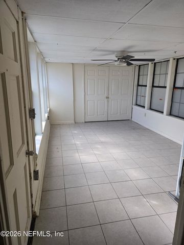 1268 PEACEFIELD Drive, Jacksonville, FL 32205