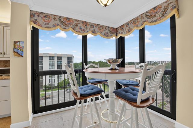 1761 SE Bridgewood Drive, Boca Raton, FL 33434