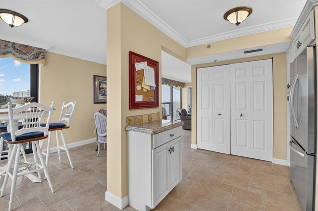 1761 SE Bridgewood Drive, Boca Raton, FL 33434