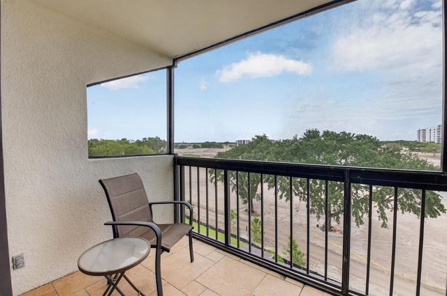 1761 SE Bridgewood Drive, Boca Raton, FL 33434