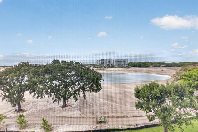 1761 SE Bridgewood Drive, Boca Raton, FL 33434