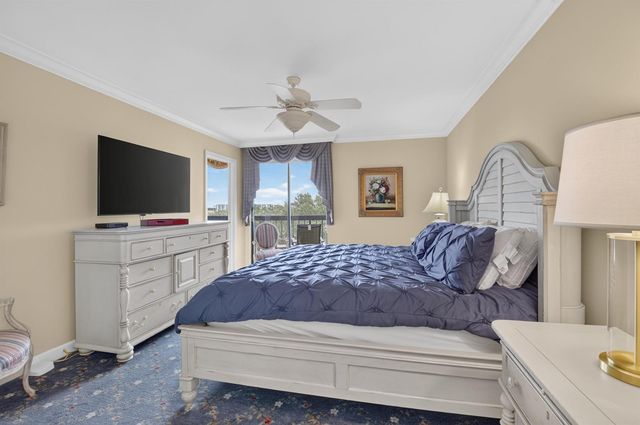 1761 SE Bridgewood Drive, Boca Raton, FL 33434