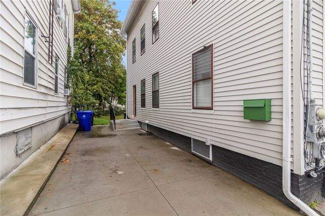 199 Pawtucket Avenue, Pawtucket, RI 02860