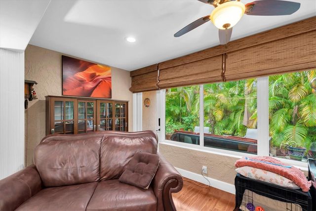 19029 US HIGHWAY 19 N 13E, Clearwater, FL 33764