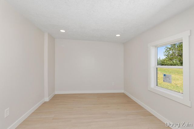 1595 N County Line Road, Belvidere Twp, MI 48886