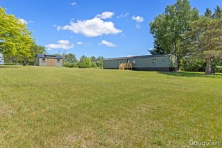 1595 N County Line Road, Belvidere Twp, MI 48886