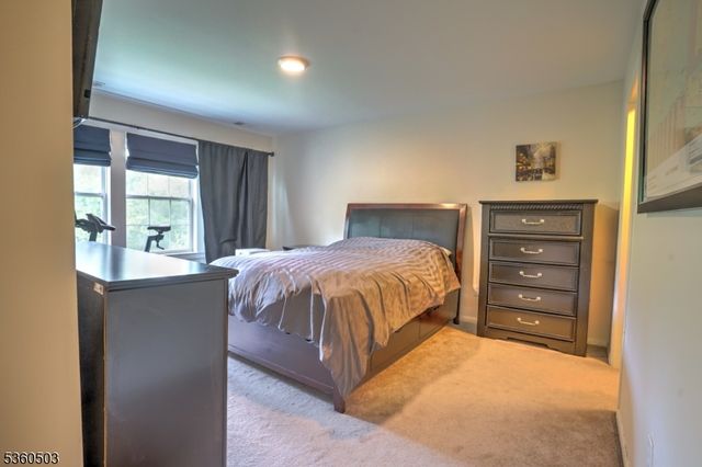 304 Trinity Ct 11, West Windsor Twp., NJ 08540