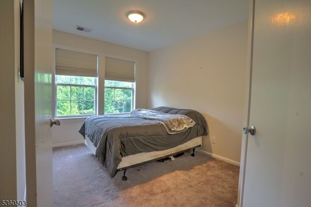 304 Trinity Ct 11, West Windsor Twp., NJ 08540