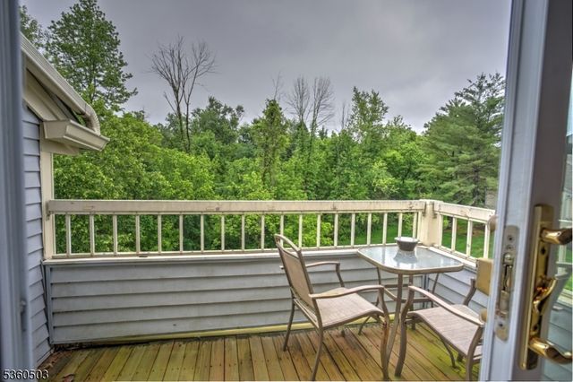 304 Trinity Ct 11, West Windsor Twp., NJ 08540