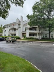 304 Trinity Ct 11, West Windsor Twp., NJ 08540