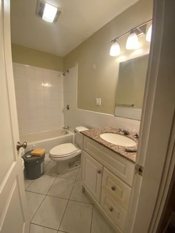 4619 Washington St 1, Boston, MA 02131