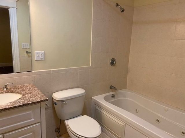 4619 Washington St 1, Boston, MA 02131