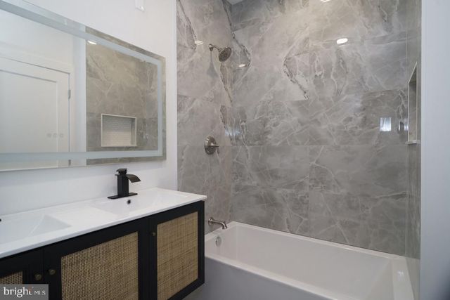 1919 N 5TH ST, Philadelphia, PA 19122