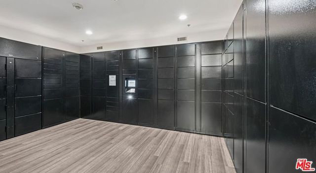 290 N Hudson Avenue 201W, Pasadena, CA 91101