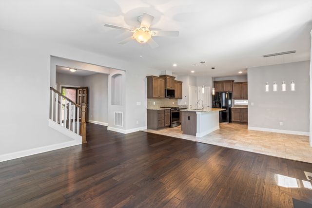 5022 Winslow Dr, Mount Juliet, TN 37122