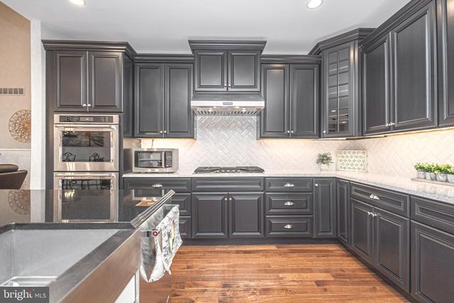 1114 WEBB DR, Perkasie, PA 18944