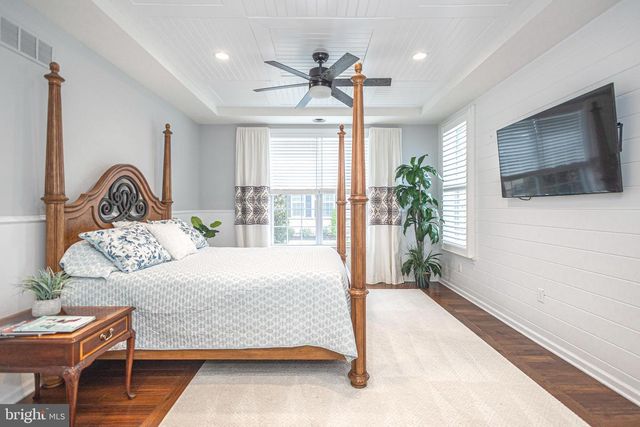 1114 WEBB DR, Perkasie, PA 18944