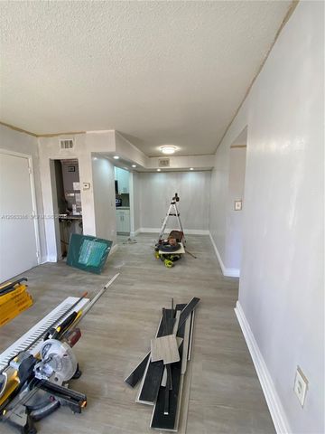 556 NW 114th Avenue 203, Sweetwater, FL 33172
